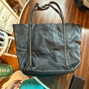 Black tote